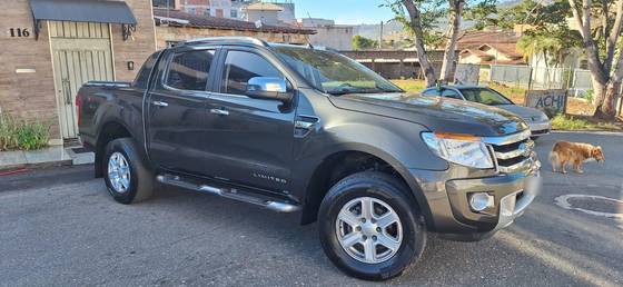 FORD RANGER 3.2 LIMITED 4X4 CD 20V DIESEL 4P AUTOMÁTICO FORD RANGER 3.2 LIMITED 4X4 CD 20V DIESEL 4P AUTOMÁTICO
